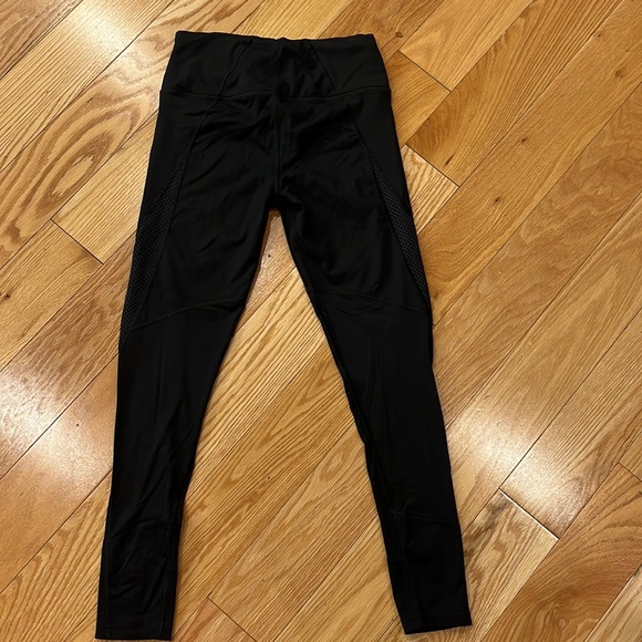 Victoria Secret VSX Knockout leggings - Picture 4 of 8